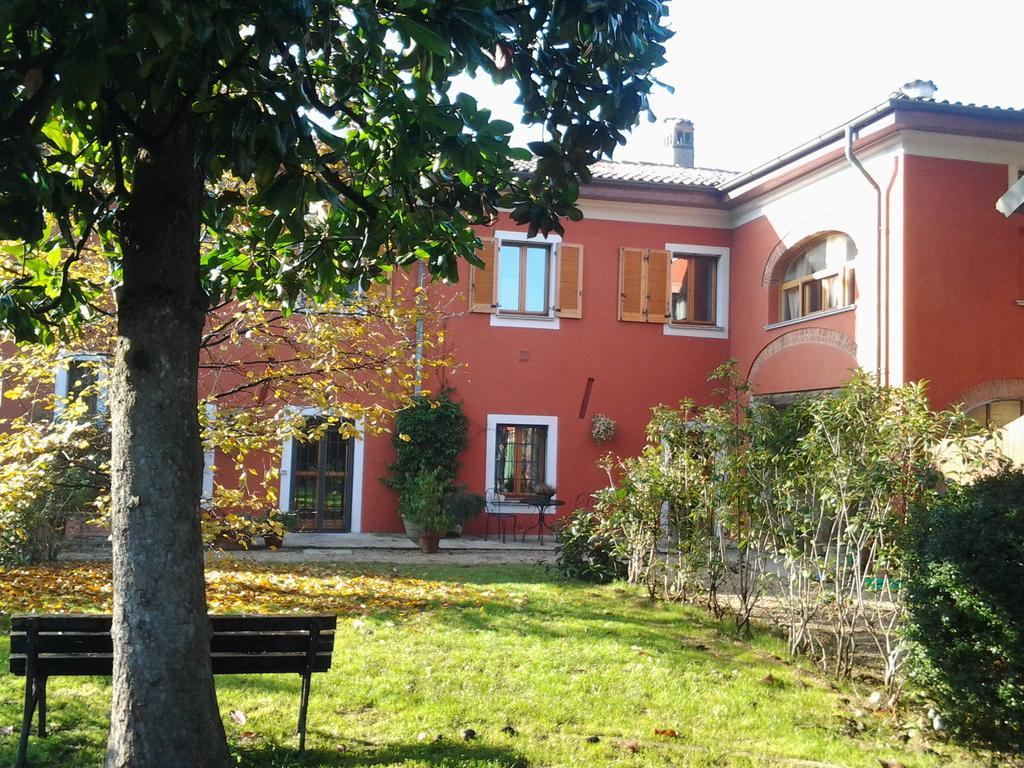 Il Pettirosso B&B Certosa di Pavia Luaran gambar